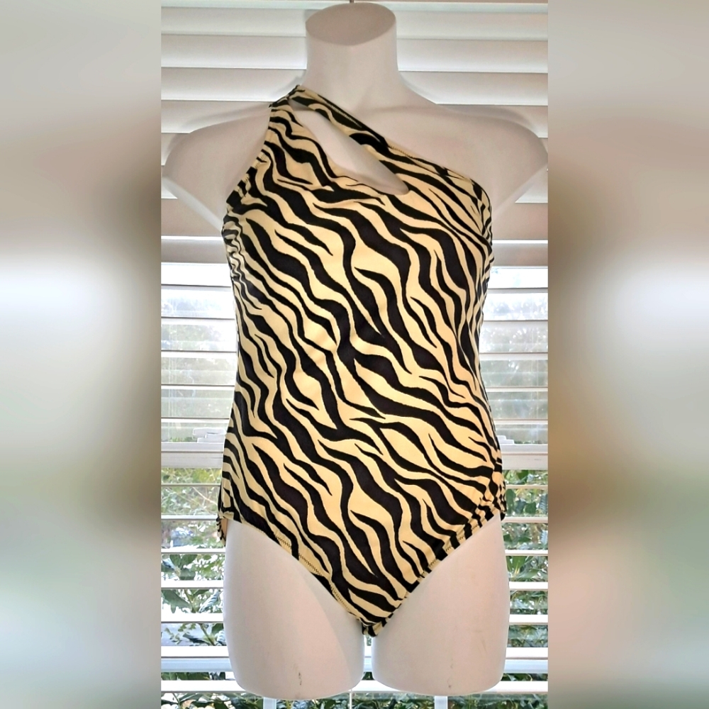 Trendyol Cream/Black Animal Print Look One Shoulder Swimsuit Sz 14 NWT